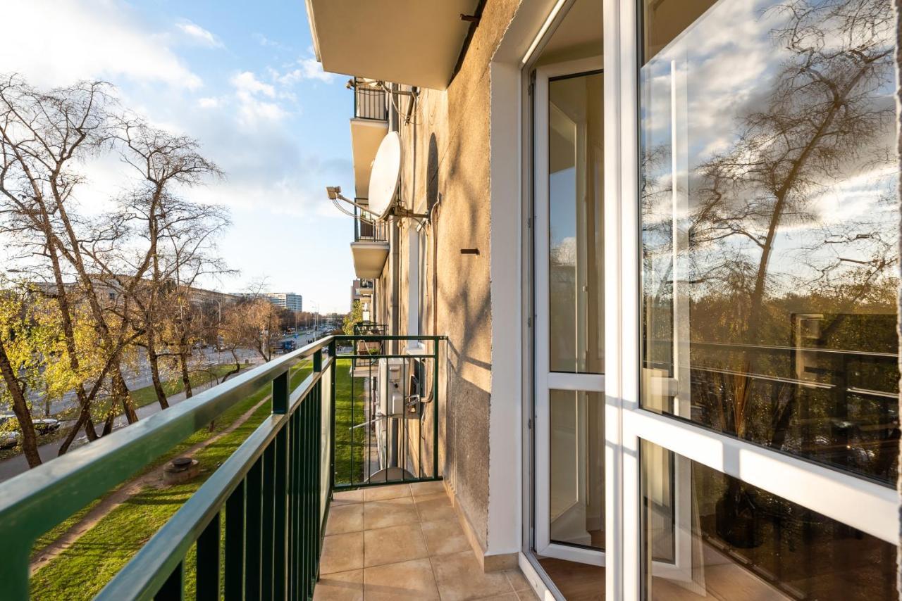 Ochota Sunny Apartment Warschau Exterior foto